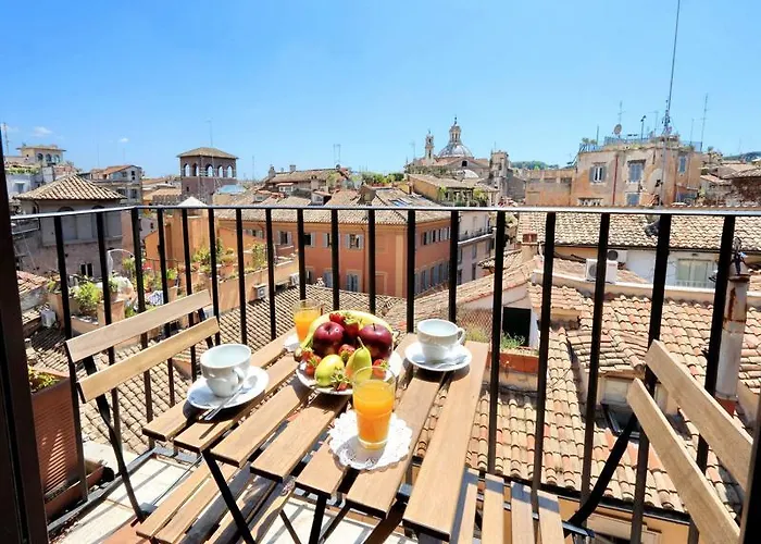 Konukevi Terrazze Navona 4*